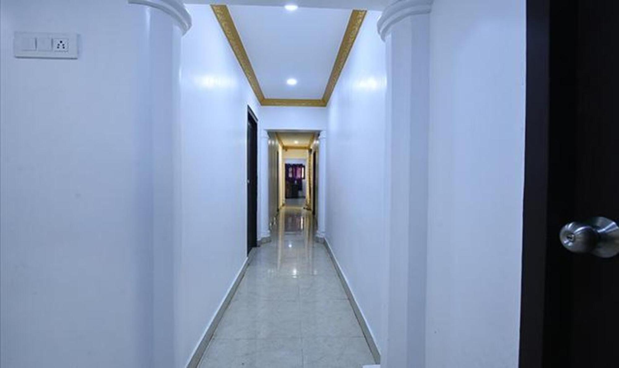 Fabexpress Lloyds Inn - T Nagar 钦奈 外观 照片